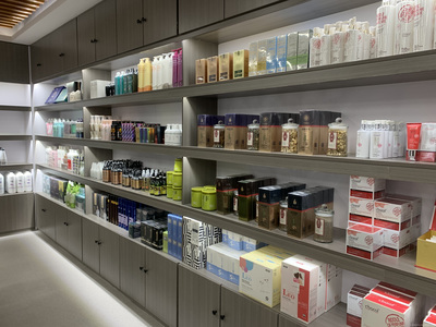 盐南高新区泉之源美材日用品经营部 您身边的日用百货专家